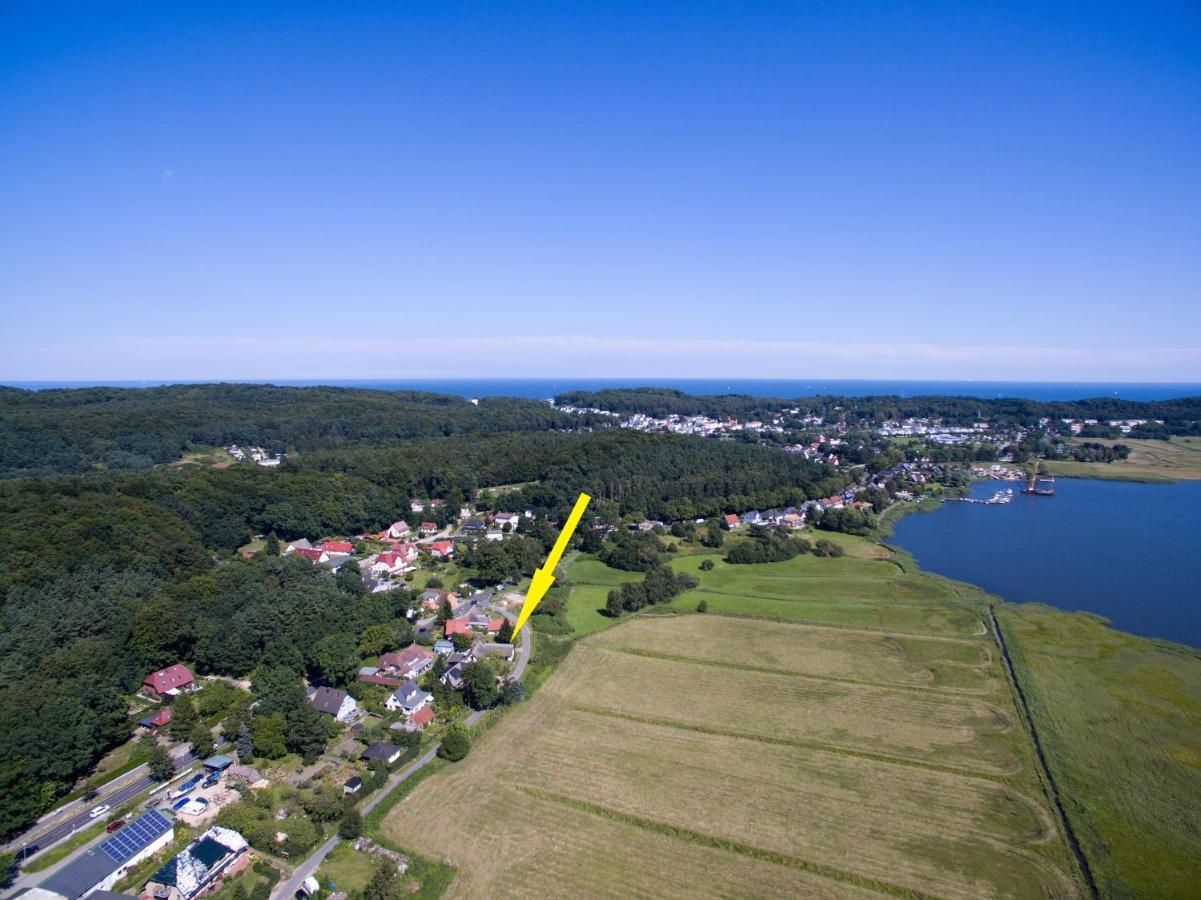 Wg Bernstein - Reetdachhaus - Ruhe Und Seeblick Sellin  Extérieur photo