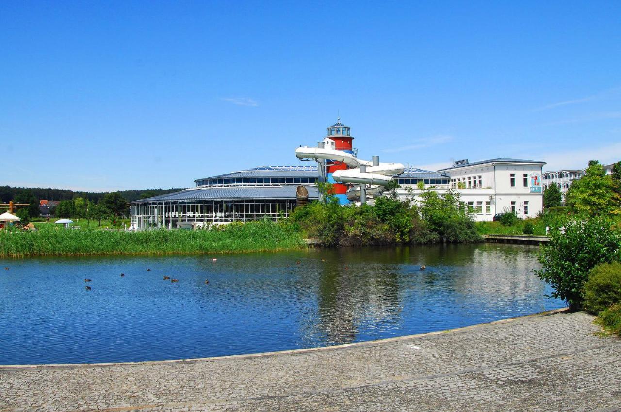 Wg Bernstein - Reetdachhaus - Ruhe Und Seeblick Sellin  Extérieur photo